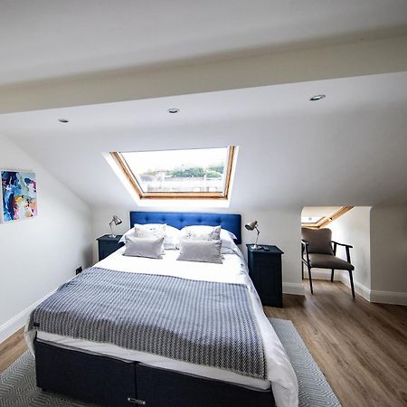 Wimbledon Park Bed & Breakfast Londen Buitenkant foto