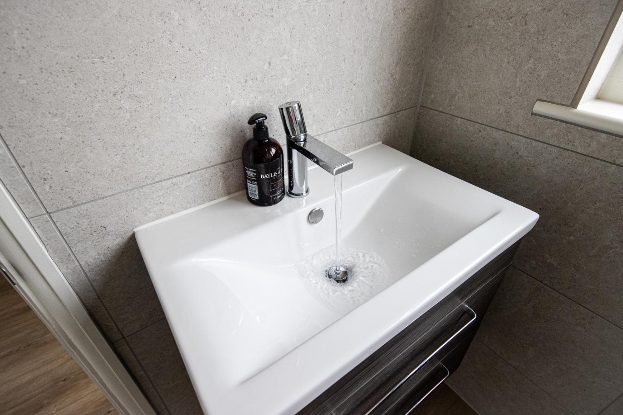 Wimbledon Park Bed & Breakfast Londen Buitenkant foto